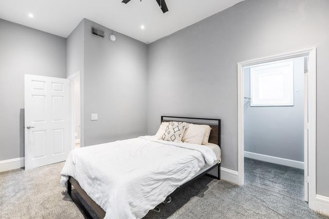 551 E Thirteenth Street, Cincinnati, OH 45202