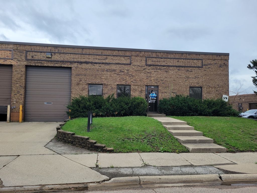 4175 Grove Avenue, Gurnee, IL 60031