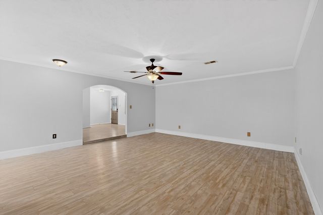 412 Elaine Drive, Irving, TX 75060