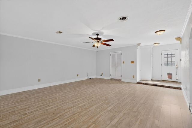 412 Elaine Drive, Irving, TX 75060