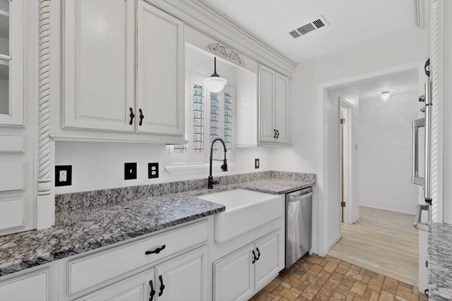 412 Elaine Drive, Irving, TX 75060