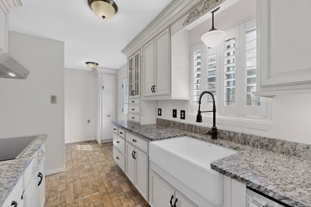 412 Elaine Drive, Irving, TX 75060