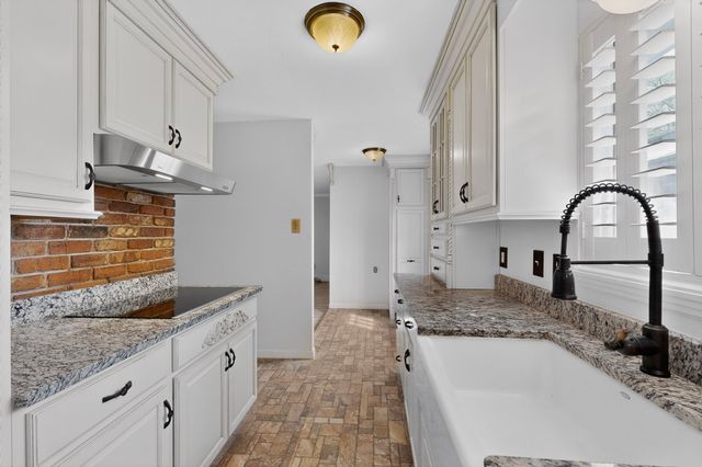 412 Elaine Drive, Irving, TX 75060