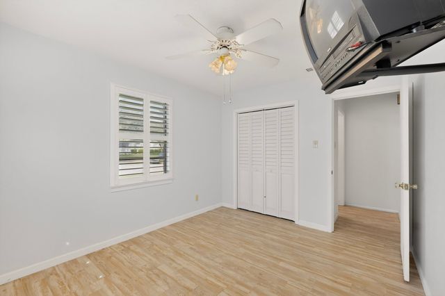 412 Elaine Drive, Irving, TX 75060