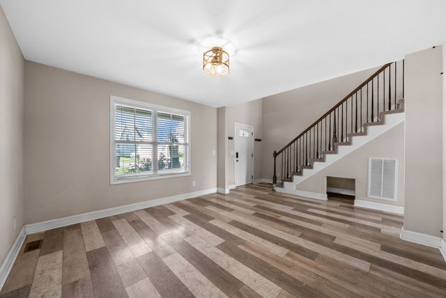 1114 Eagles View Dr, Clarksville, TN 37040