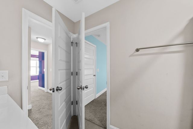 1114 Eagles View Dr, Clarksville, TN 37040