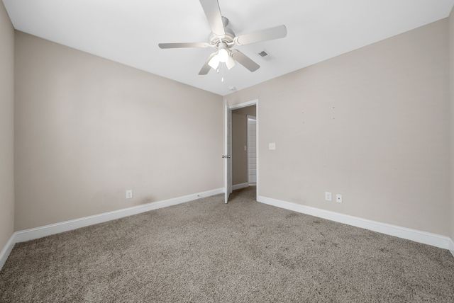 1114 Eagles View Dr, Clarksville, TN 37040