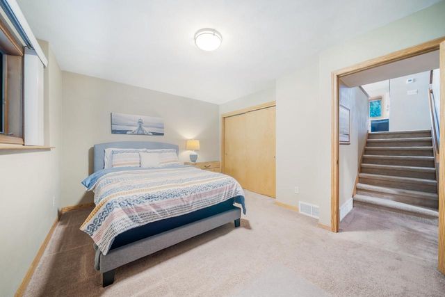 2117 CLOUDVIEW COURT, Appleton, WI 54914