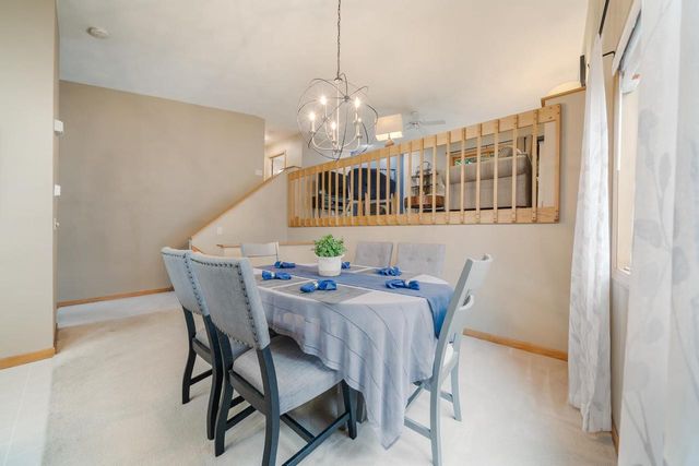 2117 CLOUDVIEW COURT, Appleton, WI 54914