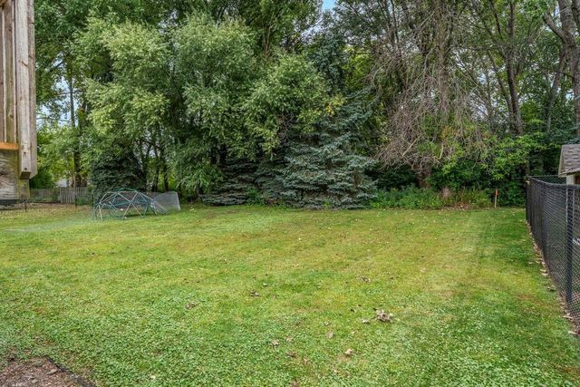 2117 CLOUDVIEW COURT, Appleton, WI 54914