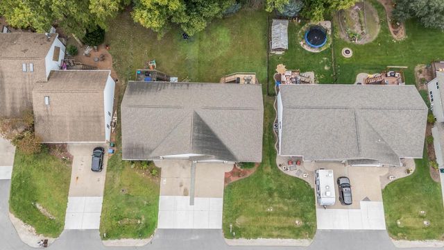 2117 CLOUDVIEW COURT, Appleton, WI 54914