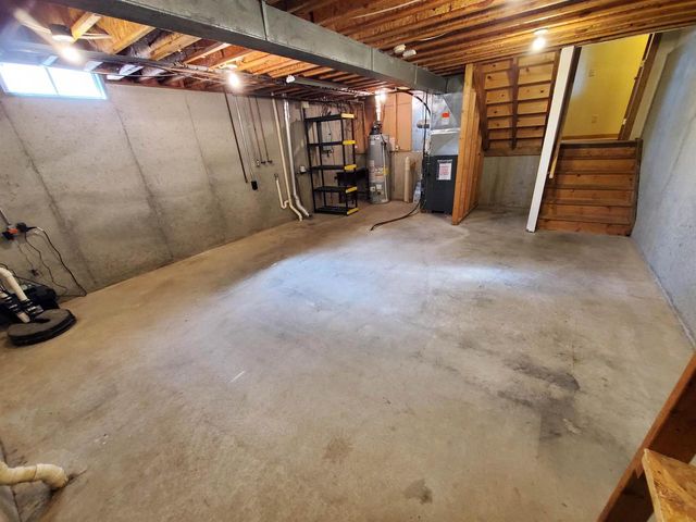 2117 CLOUDVIEW COURT, Appleton, WI 54914