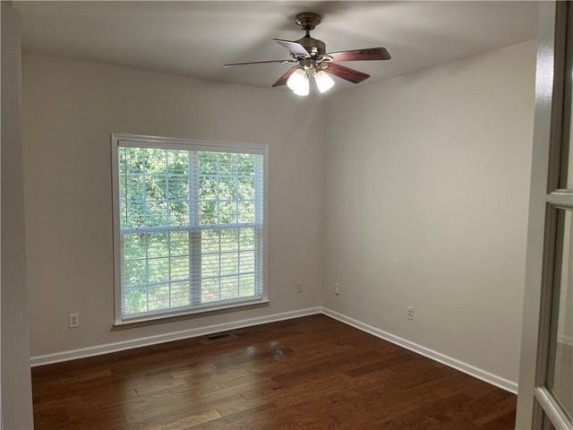 555 Midhurst Place, Johns Creek, GA 30024