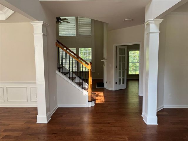 555 Midhurst Place, Johns Creek, GA 30024