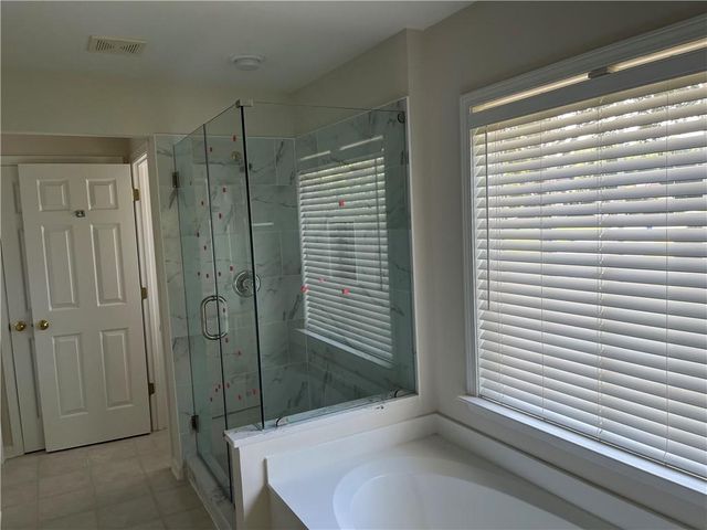 555 Midhurst Place, Johns Creek, GA 30024