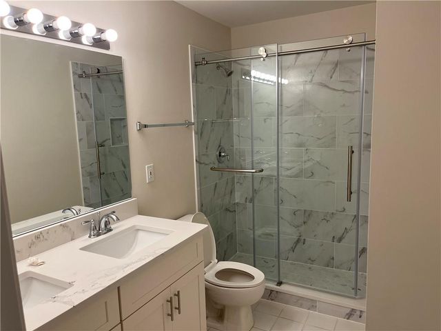 555 Midhurst Place, Johns Creek, GA 30024