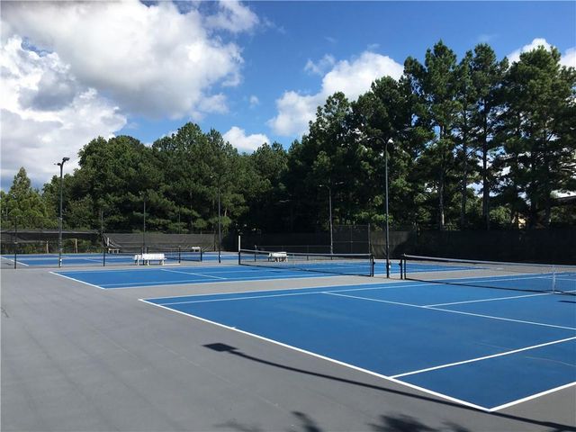 555 Midhurst Place, Johns Creek, GA 30024