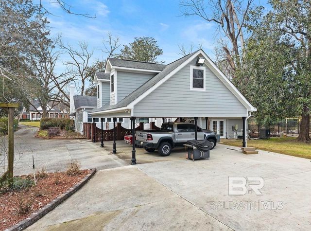 1504 Belleville Avenue, Brewton, AL 36426