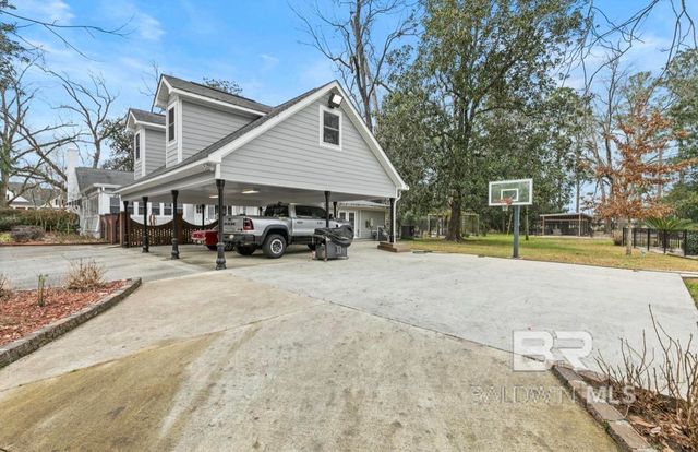 1504 Belleville Avenue, Brewton, AL 36426