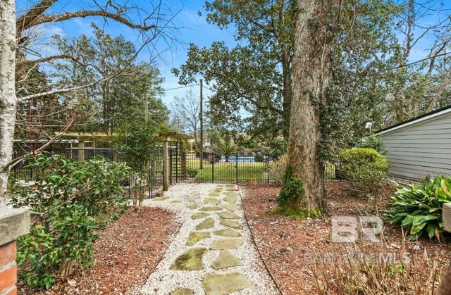 1504 Belleville Avenue, Brewton, AL 36426