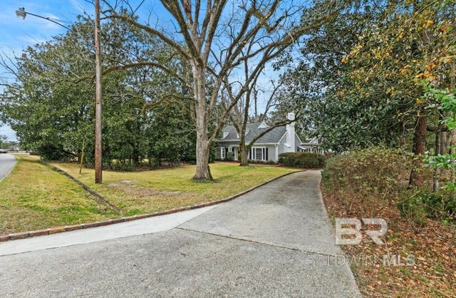 1504 Belleville Avenue, Brewton, AL 36426