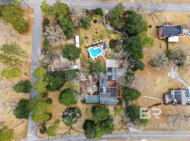 1504 Belleville Avenue, Brewton, AL 36426