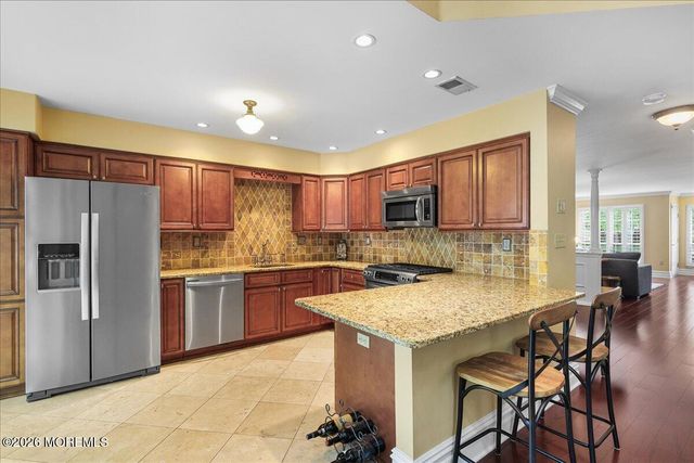403 Timberbrooke Drive C, Bedminster, NJ 07921