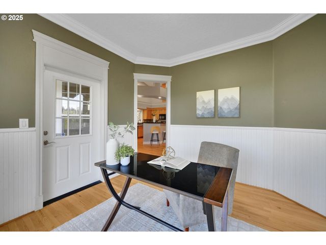 15564 S NEIBUR Rd, Oregon City, OR 97045