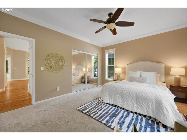 15564 S NEIBUR Rd, Oregon City, OR 97045
