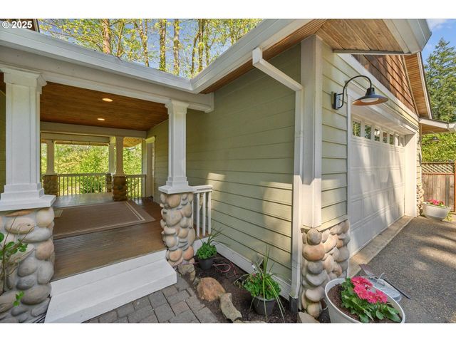 15564 S NEIBUR Rd, Oregon City, OR 97045