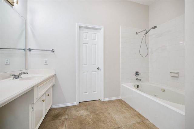 1800 W Webster Street, Houston, TX 77019