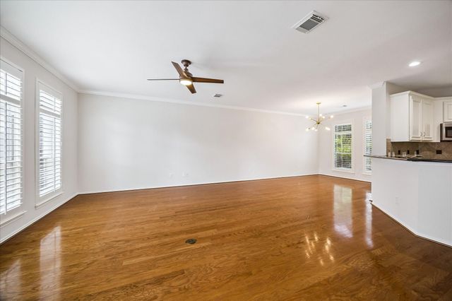 1800 W Webster Street, Houston, TX 77019