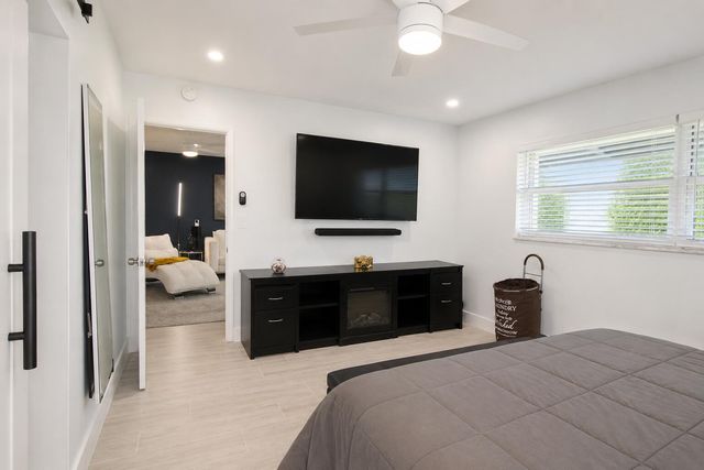 7787 Golf Cir Drive 301, Margate, FL 33063