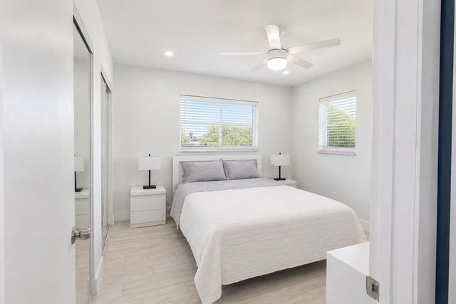 7787 Golf Cir Drive 301, Margate, FL 33063