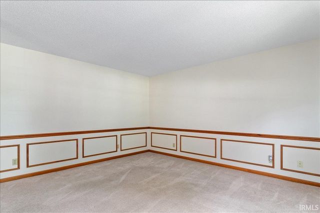 1116 N MAIN Street, Princeton, IN 47670