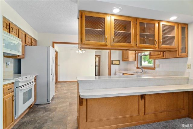 1116 N MAIN Street, Princeton, IN 47670