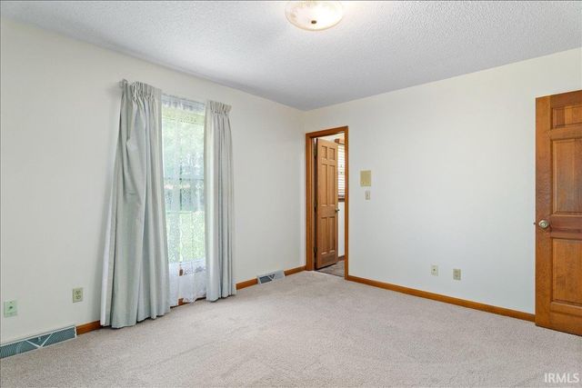 1116 N MAIN Street, Princeton, IN 47670