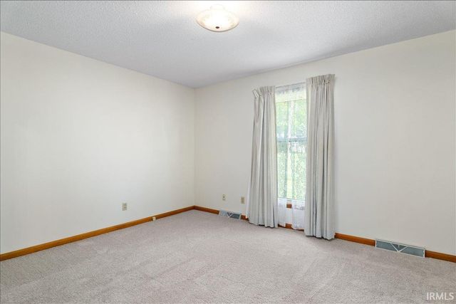 1116 N MAIN Street, Princeton, IN 47670