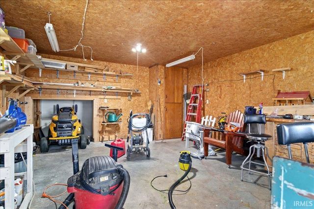 1116 N MAIN Street, Princeton, IN 47670