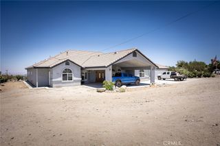 1220 Smoke Tree, Pinon Hills, CA 92372