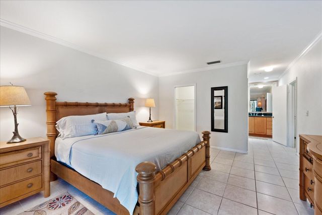 13334 Polo Club Road 329, Wellington, FL 33414