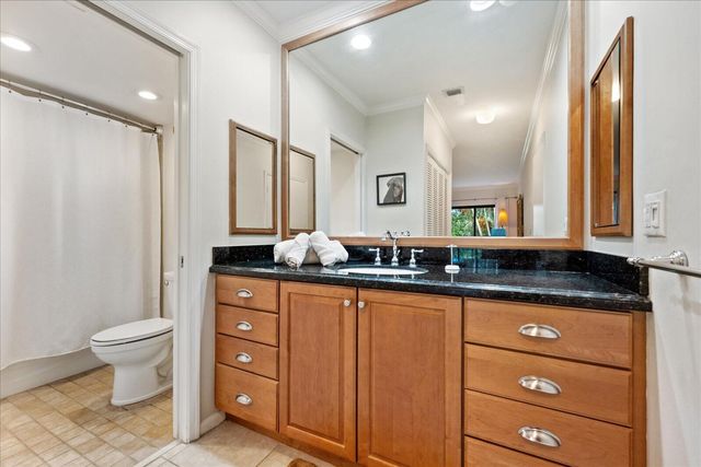 13334 Polo Club Road 329, Wellington, FL 33414