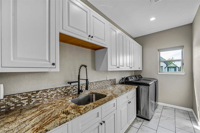 12420 SW Graclyn Ct, Lawton, OK 73505