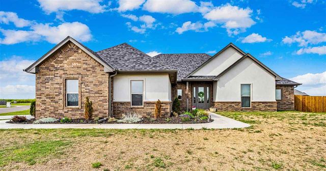 12420 SW Graclyn Ct, Lawton, OK 73505