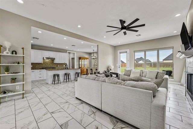12420 SW Graclyn Ct, Lawton, OK 73505