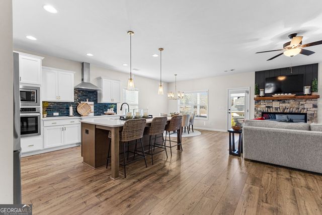 209 Maddington Court, Senoia, GA 30276