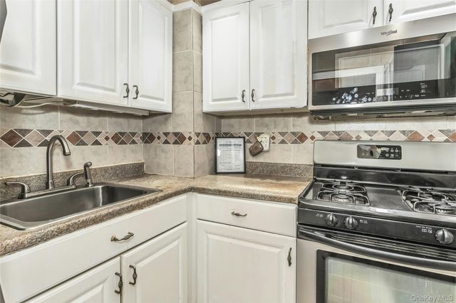 2121 Shore Parkway 3M, Brooklyn, NY 11214