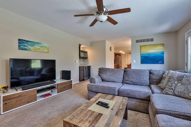 7230 Walnut Creek Drive, West Chester, OH 45069