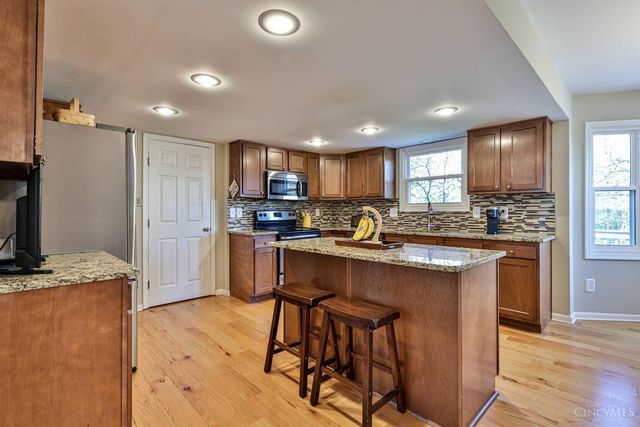 7230 Walnut Creek Drive, West Chester, OH 45069