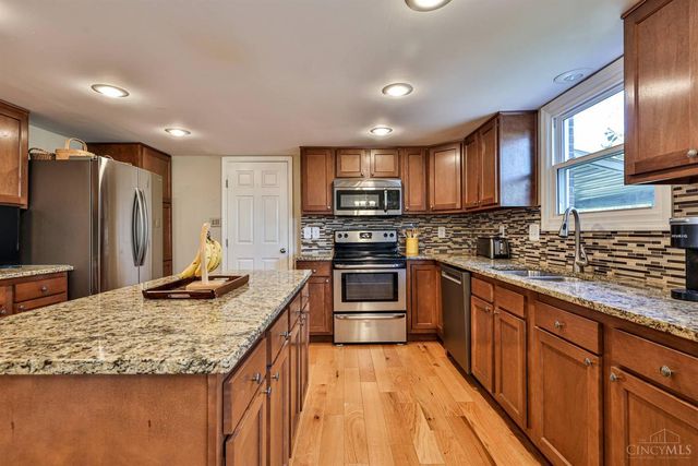 7230 Walnut Creek Drive, West Chester, OH 45069